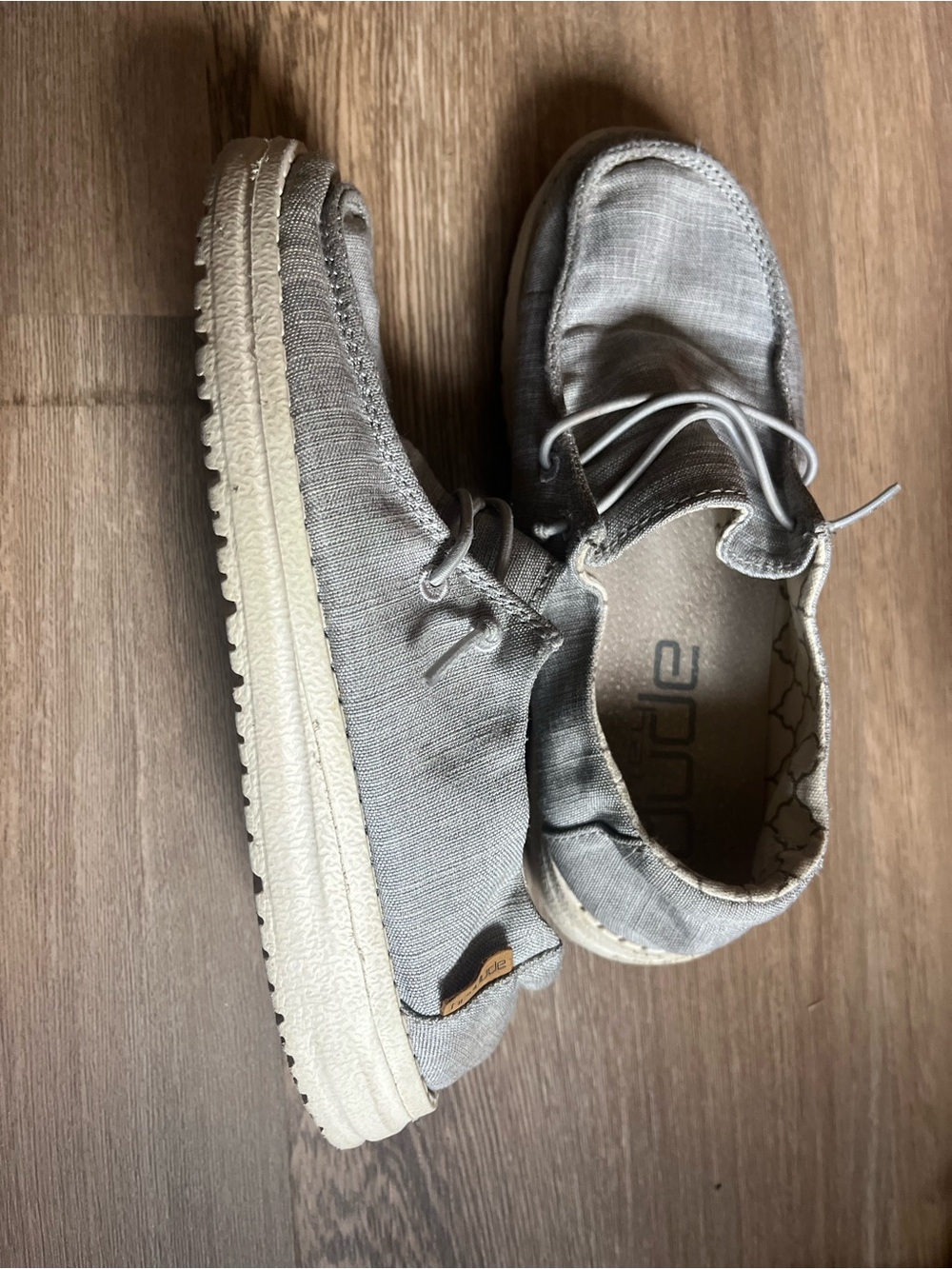 Hey Dudes kids Grey Wendy Slip‑On Shoes size 1 girls youth